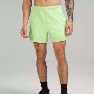 Lululemon mens pacebreaker shorts 5 inch